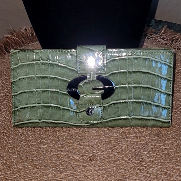 Guess Handbags - Guess wallet